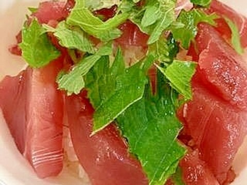 カツオの刺身で カツオ丼